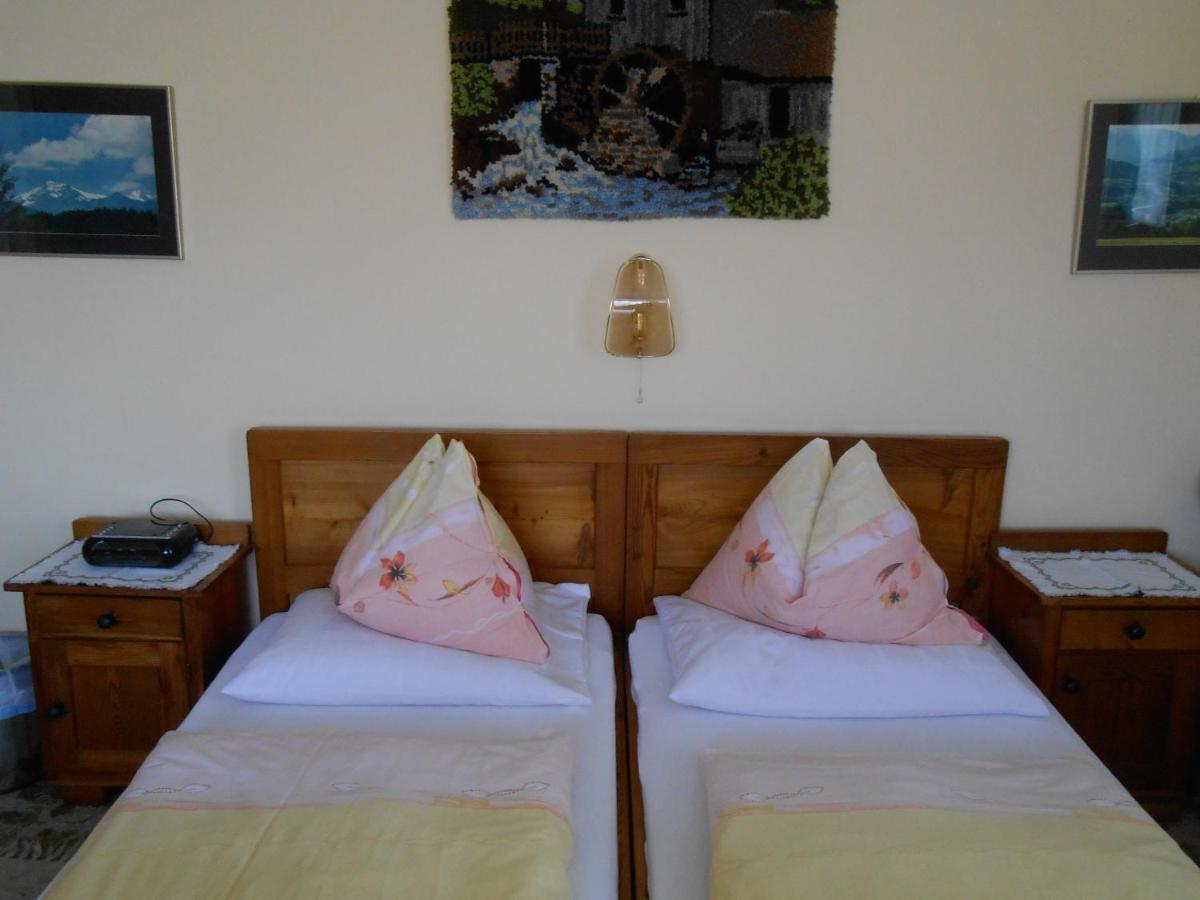 Krems in Kaernten Gaestehaus Unterlaenger- Lass Die Seele Lachenヴィラ 部屋 写真